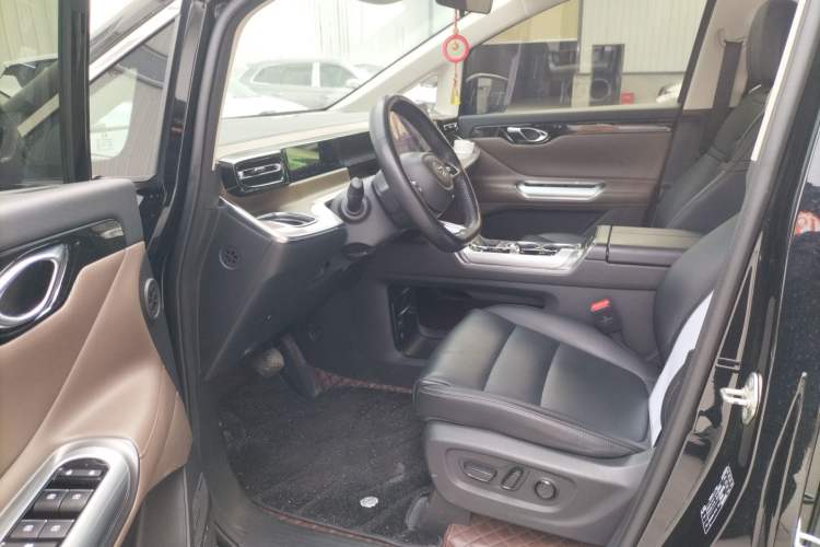 Used GAC Trumpchi E8 New Energy 2024 150km MAX Left Front Seat