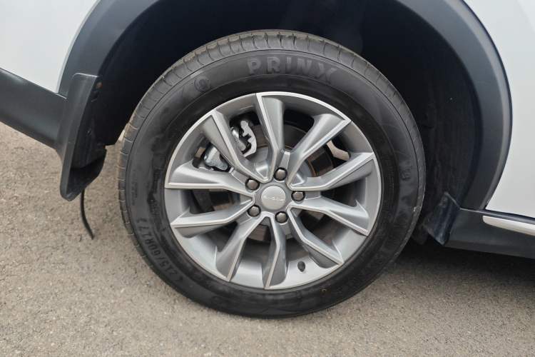 Used Roewe RX5 2025 PLUS 330TGI Automatic Trendsetting Smart Edition
