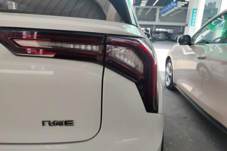 Used Geometry E Firefly 2024 401km Starlight