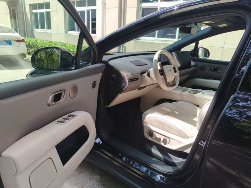 Used Li Auto i6 2025 Model Two-Wheel-Drive Standard Type — 15