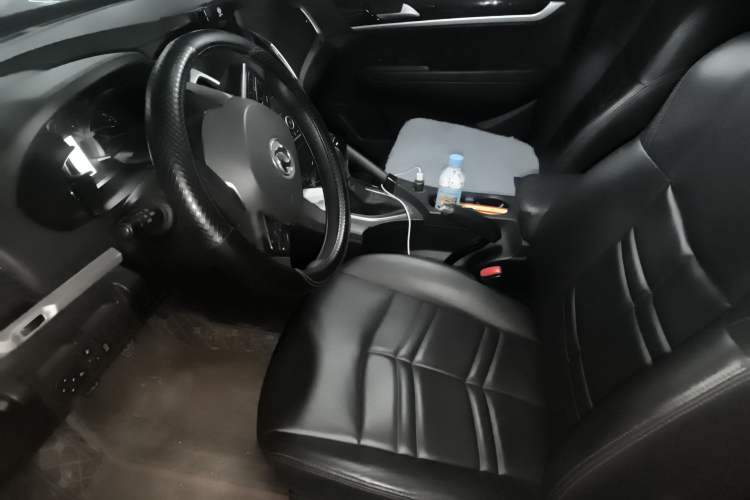 Used Dongfeng Aeolus AX7 2016 2.0L Manual Zhuyue Model