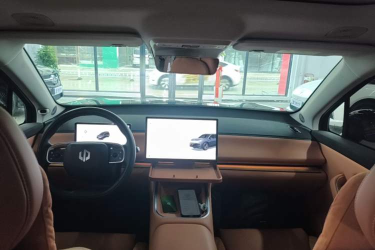 Used Leapmotor C16 2026 Extended-Range 280 LiDAR Zhizun Edition 6 Seats