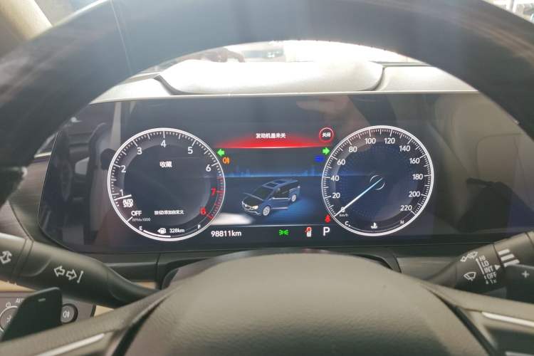 Used Buick GL8 2022 ES Landtrek 653T Luxury Edition