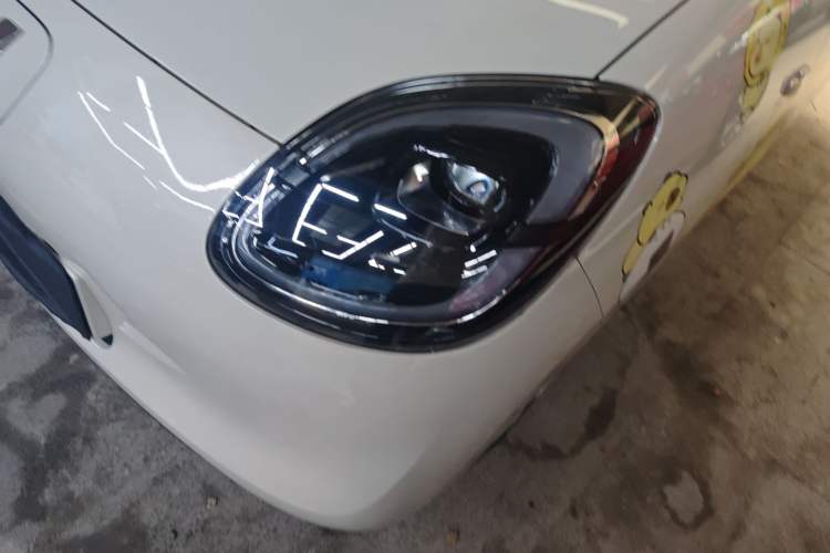 Used Wuling Hongguang MINIEV 2025 Four-Door Version Advanced Edition Left Front Headlight