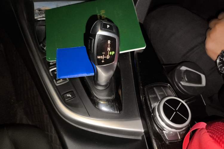 Used BMW 3 Series 2016 320Li Ambition Model
