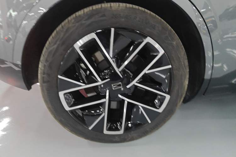 Used Avatr 11 2023 Harmony 90-degree Rear-wheel Drive Edition
