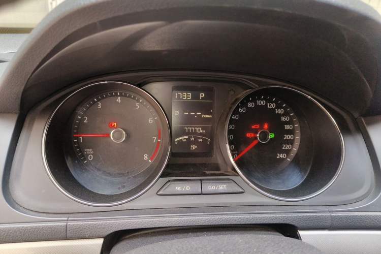 Used Volkswagen Lavida 2017 1.6L Automatic Comfort Edition
