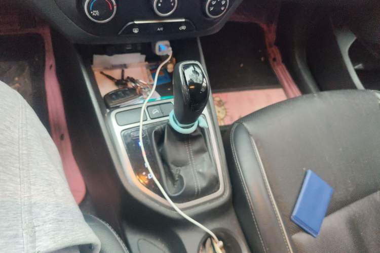 Used Hyundai ix25 2015 1.6L Automatic Two-Wheel Drive Smart GLS Trim
