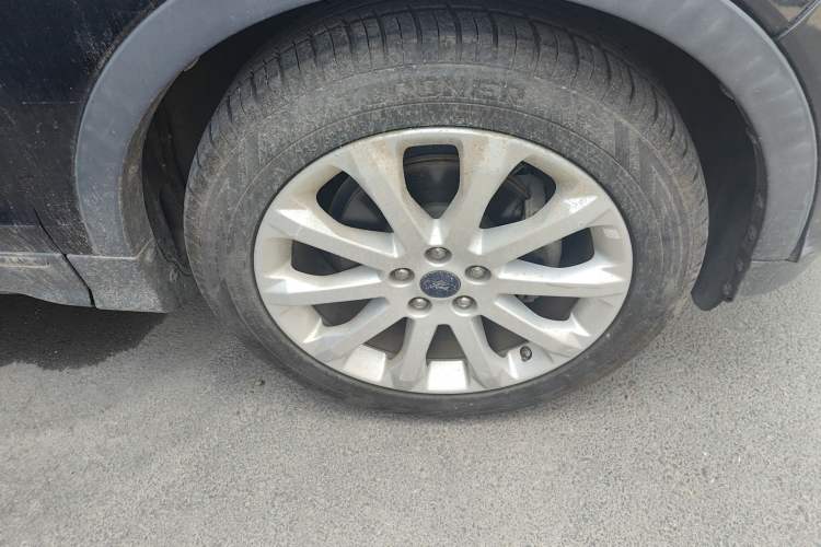 Used Ford Kuga 2015 1.5L GTDi Two-Wheel Drive Fashion Edition
