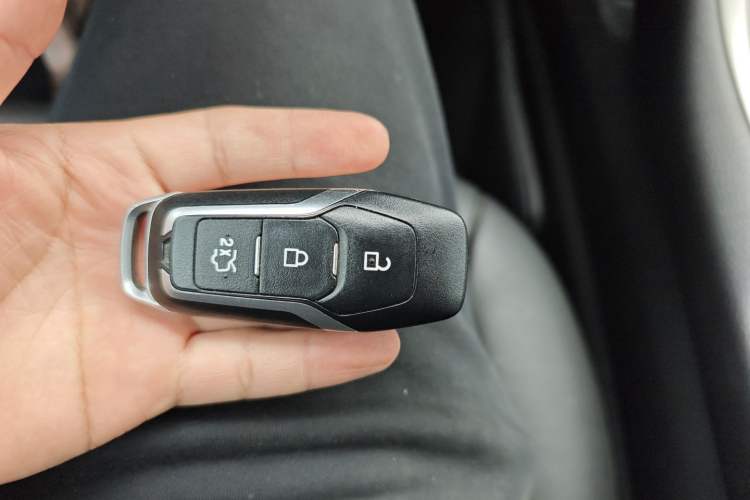 Used Ford Mondeo 2013 2.0L GTDi 200 Fashion Edition Vehicle Key