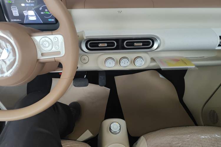 Used Wuling Hongguang MINIEV 2024 3rd Generation 215km Youth Edition
