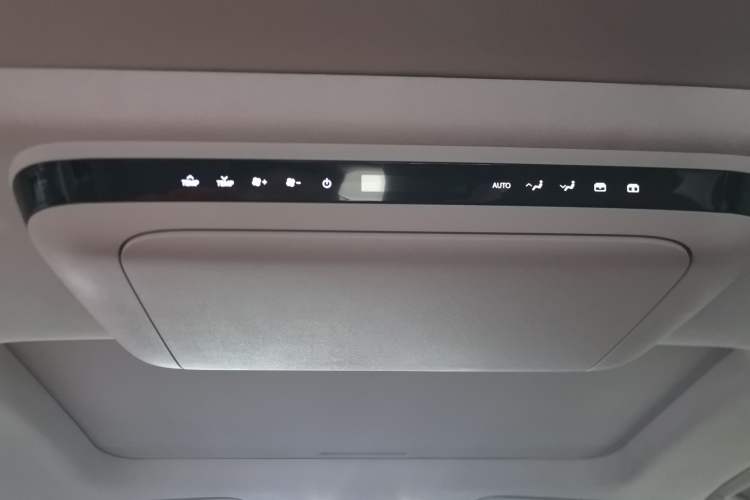 Used Buick Century 2025 2.0T Six-Seater YinShi Edition
