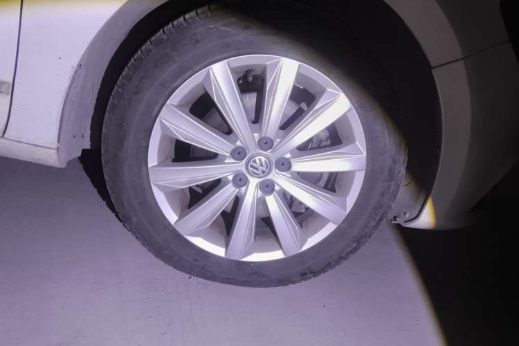 Used Volkswagen Bora 2016 230TSI Manual Comfort Version
