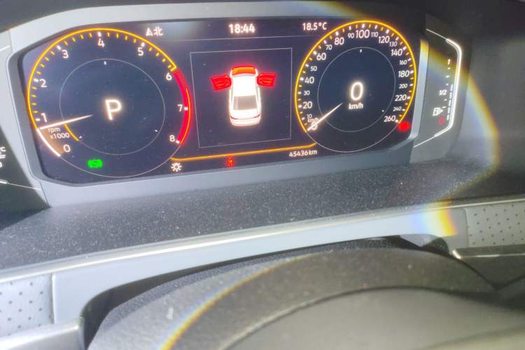 Used Volkswagen Lavida 2023 1.5L Automatic 5 Million Edition Odometer Close Up