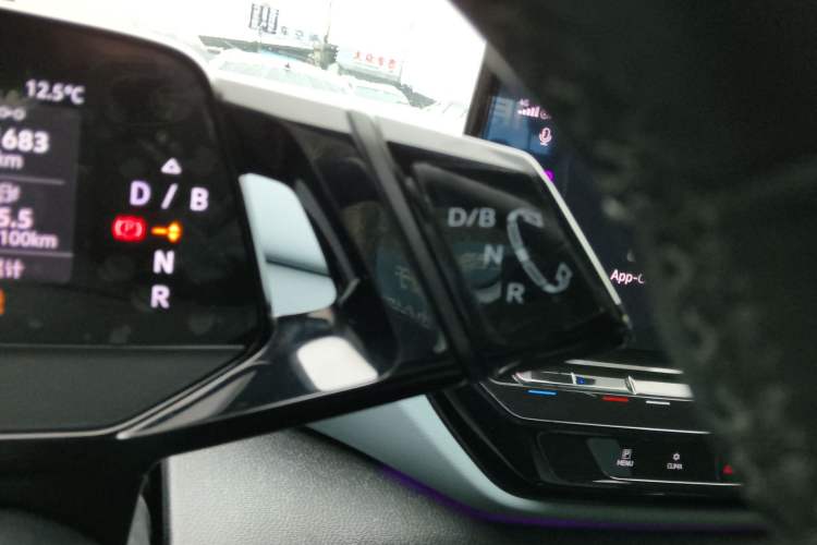 Used Volkswagen ID.4 X 2022 Smart Enjoyment Long-Range Edition
