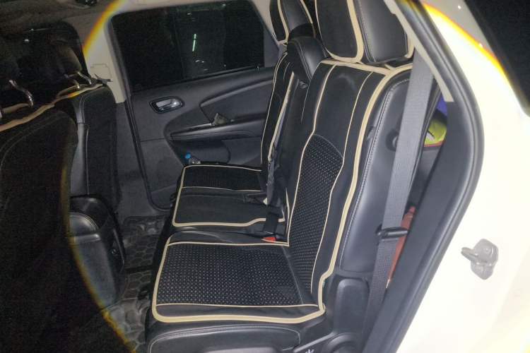 Used Fiat Freemont 2012 2.4L Luxury Edition
