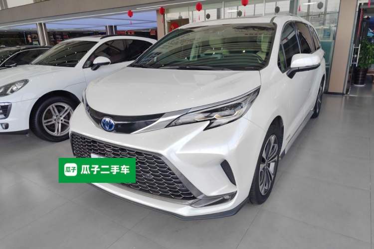 Used Toyota Granvia 2023 2.5L Hybrid Prestige PLUS Edition