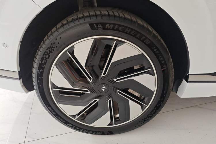 Used Dongfeng eπ eπ008 2025 210 Ultra LikeYi Edition 5-Seater