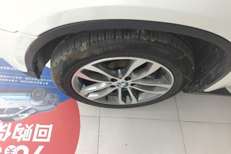 Used BMW X6 2014 xDrive35i Sport model Left Front Wheel Hub