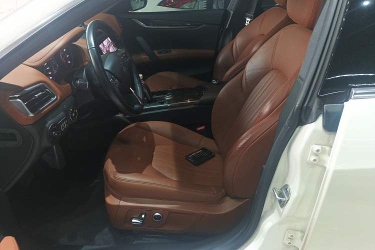 Used Maserati Ghibli 2021 2.0T Sharp Edition