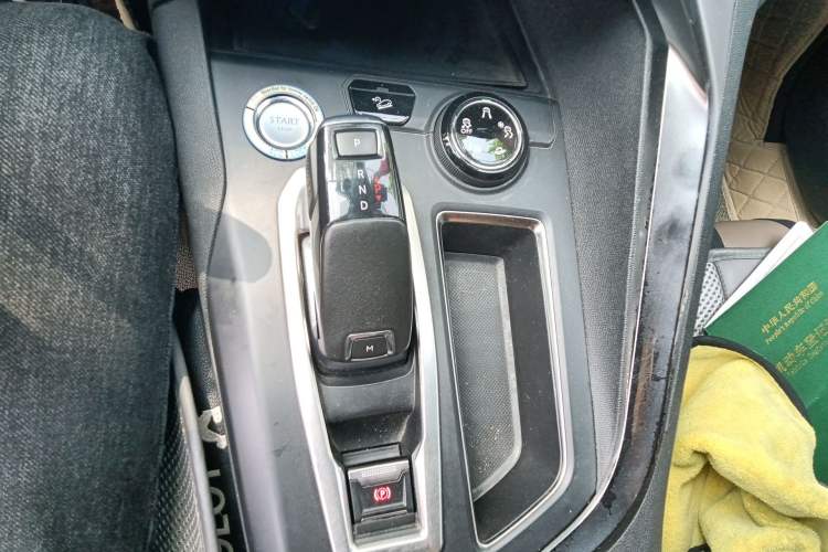 Used Peugeot 5008 2017 380THP 7-Seater Luxury GT Edition