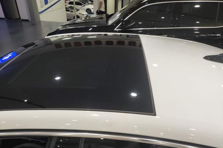 Used Volkswagen Lamando 2024 Lavida L 280TSI DSG Cool & Spicy Edition Roof