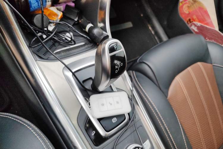 Used BYD Song New Energy 2018 Song EV400 Smart Connectivity Enjoyment Model