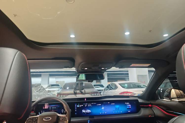 Used Ford EVOS 2022 Facelift EcoBoost 245 ST-Line Headliner