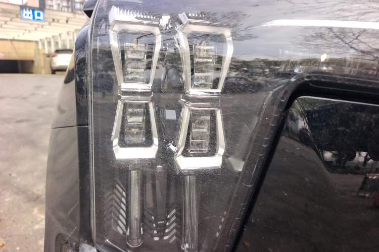 Used GAC Trumpchi GS8 2025 Linghang Series 2.0 TGDI Two-Wheel-Drive Luxury Edition 5 Seats