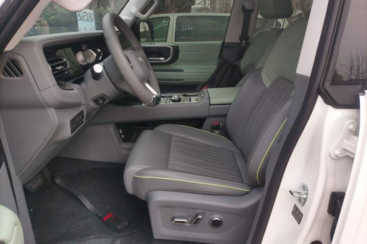 Used BAIC Off-Road BJ40 Electric Drive 2025 Advanced Edition