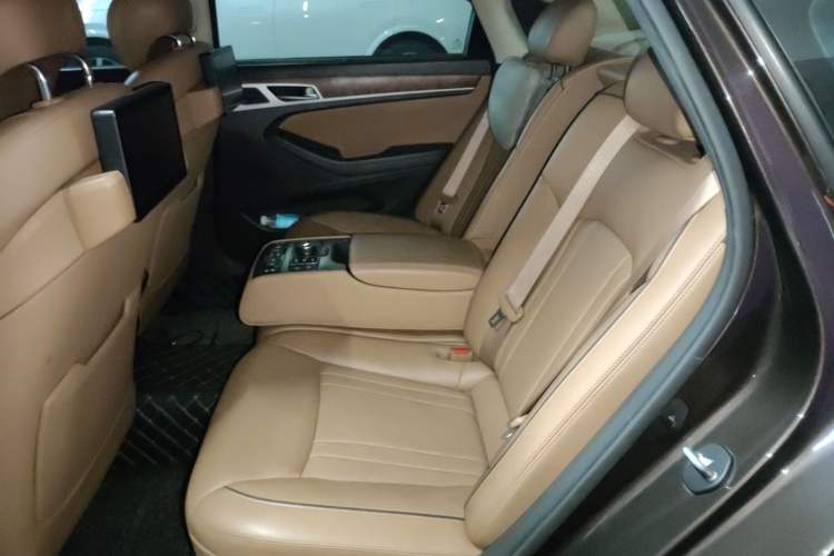 Used Hyundai Genesis 2015 3.0GDi Four-Wheel Drive Flagship Edition Left Rear Seat