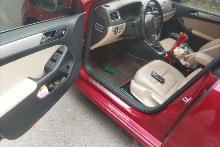 Used Volkswagen Sagitar 2014 1.6L Automatic Comfort Model