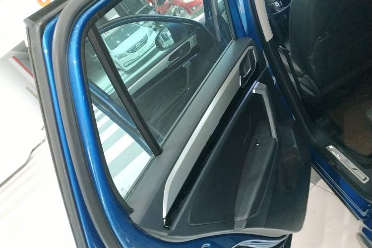 Used Volkswagen Tayron 2021 330TSI Two-Wheel Drive 30th Anniversary Edition