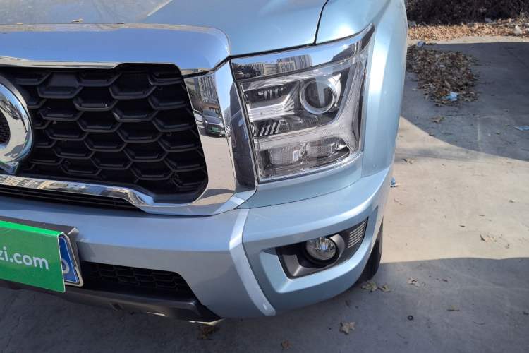 Used Great Wall King Kong Poer 2022 2.0T Manual Diesel Two-Wheel Drive Elite Version with Long Bed GW4D20M