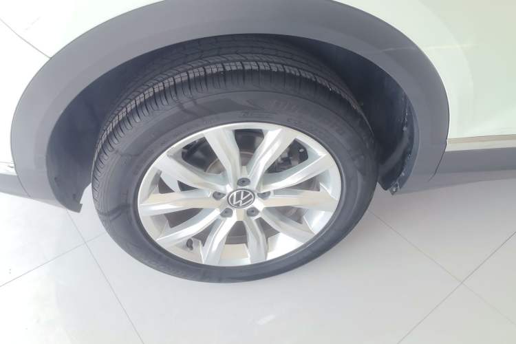 Used Volkswagen T-ROC 2022 280TSI DSG Two-Wheel Drive Elite PLUS
