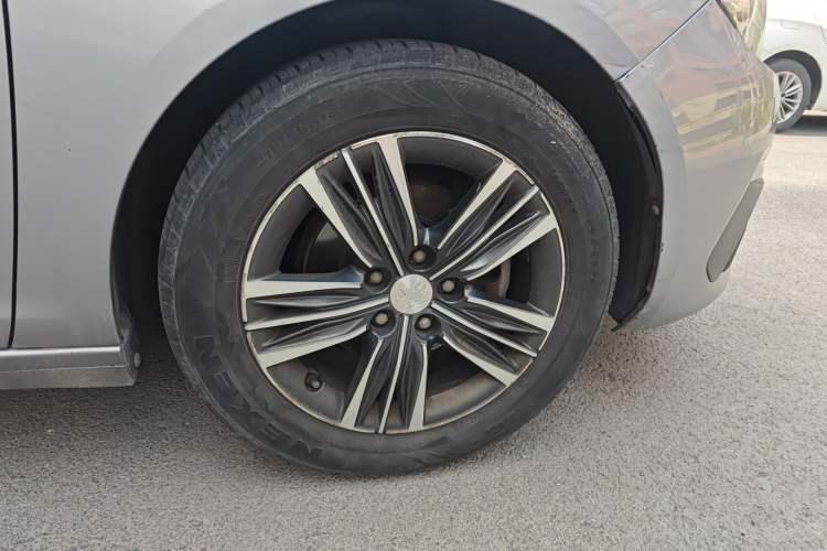 Used Peugeot 308 2018 1.6L Manual Fashion Edition Right Front Wheel Hub