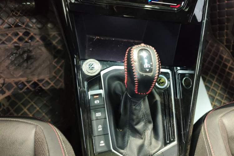 Used Volkswagen Tayron 2021 280TSI Two-Wheel Drive Luxury Smart Connectivity Version