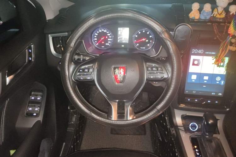 Used Roewe RX5 2019 20T Two-Wheel Drive Automatic 4G Connected Platinum Edition
