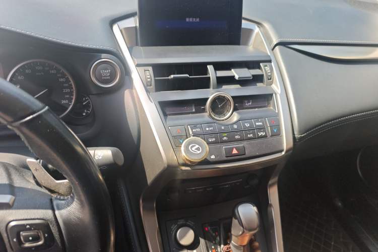 Used Lexus NX 2015 200T All-Wheel-Drive Fēngshàng Edition
