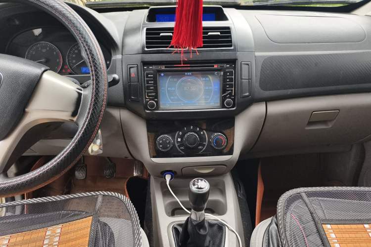 Used BAIC Weiwang M20 2015 1.2L economy version A122
