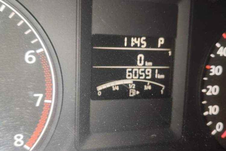 Used Volkswagen Sagitar 2012 1.6L Automatic Fashion Edition