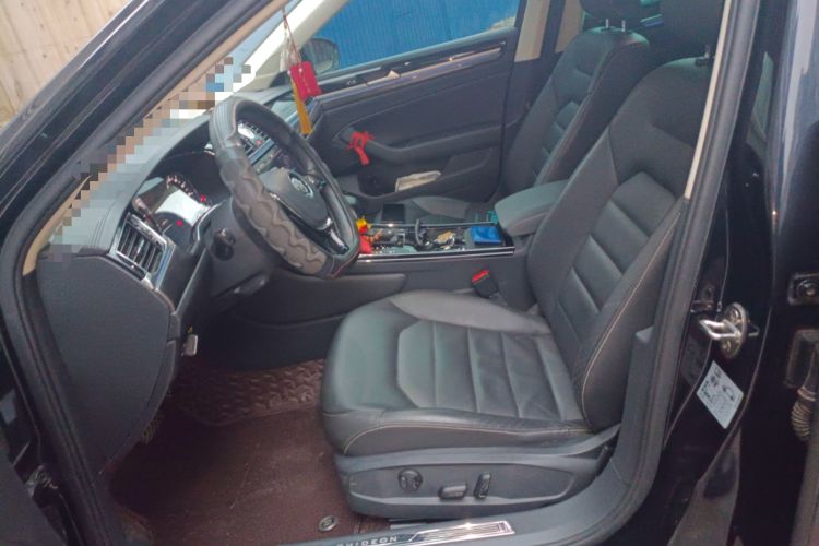 Used Volkswagen Phideon 2019 380TSI Two-Wheel Drive Business Edition China VI Standard