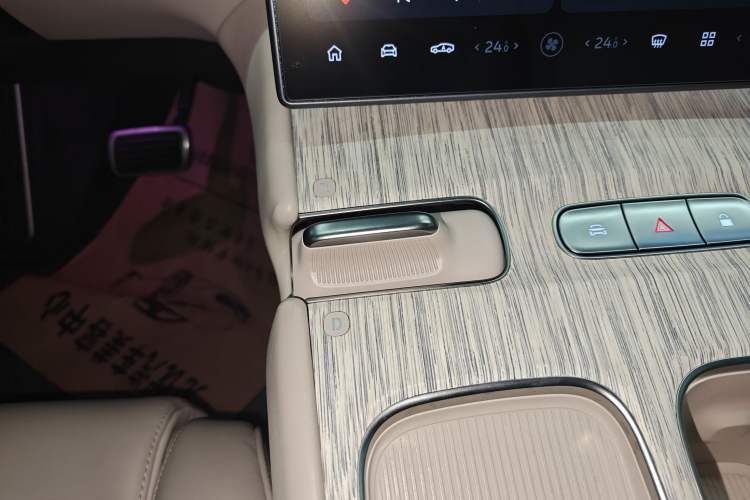 Used Nio ET7 2022 100kWh First Edition Gear Lever