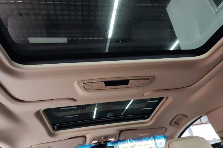 Used Buick GL8 2023 ES Lu Zun Luxury Model
