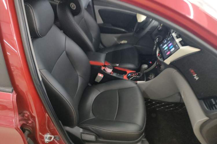 Used Hyundai Verna (older generation) 2014 1.4L Automatic Smart GLS
