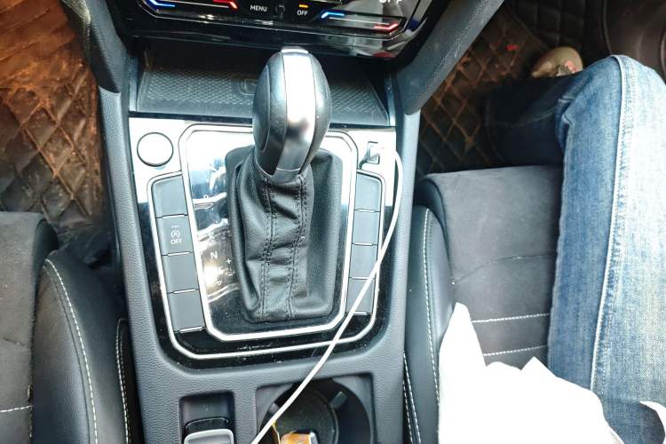 Used Volkswagen Magotan 2020 330TSI DSG Luxury Edition Gear Lever