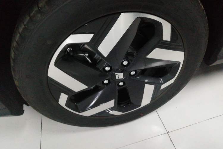 Used Baojun Yunhai 2026 Model 500km Pure Electric Standard Edition
