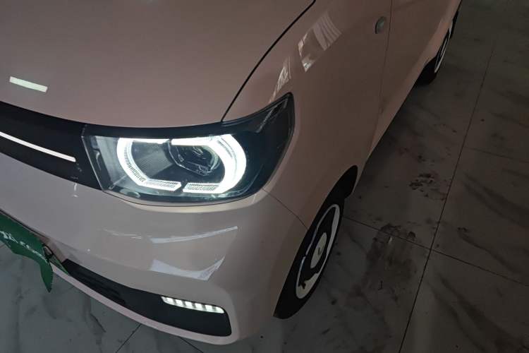 Used Wuling Hongguang MINIEV 2021 Macaron Premium Model – Lithium Iron Phosphate