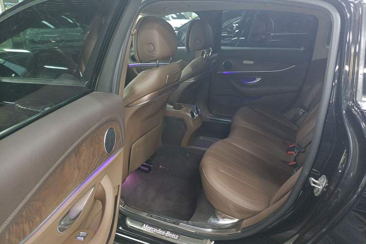 Used Mercedes-Benz E-Class 2016 E 300 L Stylish Model Left Rear Seat