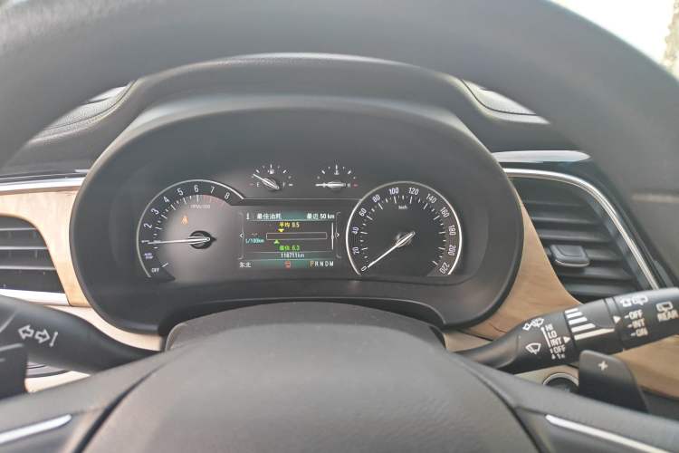 Used Buick GL8 2017 ES 28T Comfort Model China V Standard
